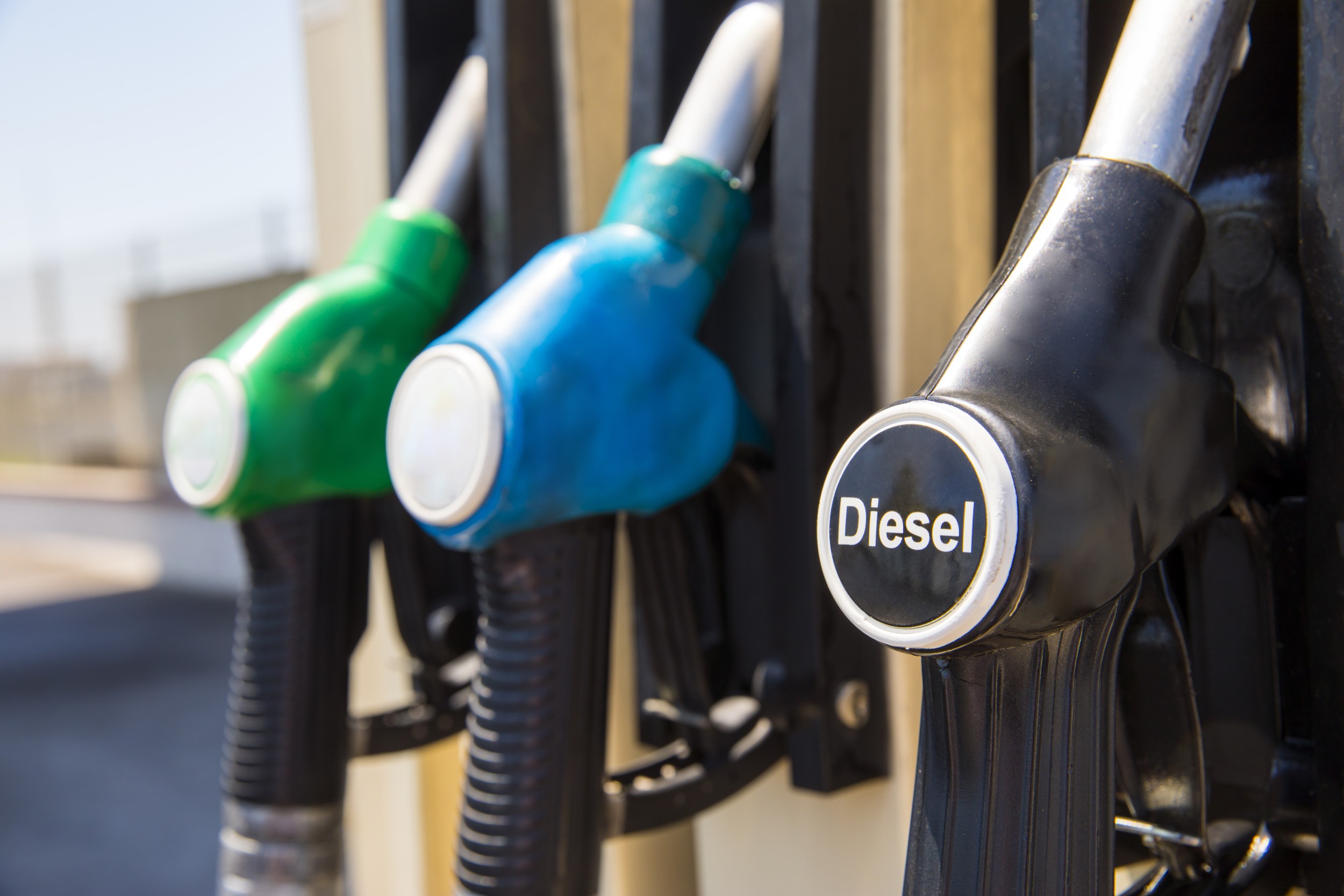 Diesel E Gasolina Atingem O Menor Pre o Do Ano Nas Bombas Frota Cia
