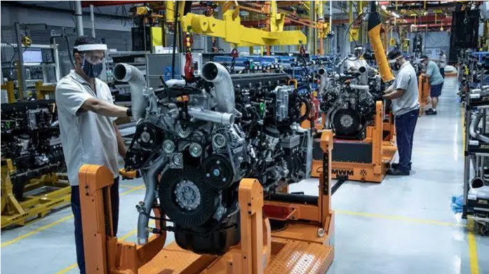 A MWM assinou acordo para montar os motores dos novos caminhões extrapesados da Volkswagen Caminhões e Ônibus. Dessa forma, a companhia equipará