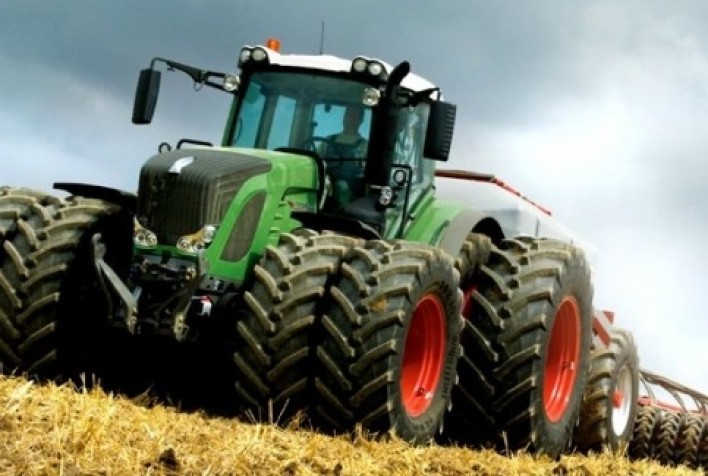 Vendas de máquinas agrícolas registram queda por causa de falta de peças