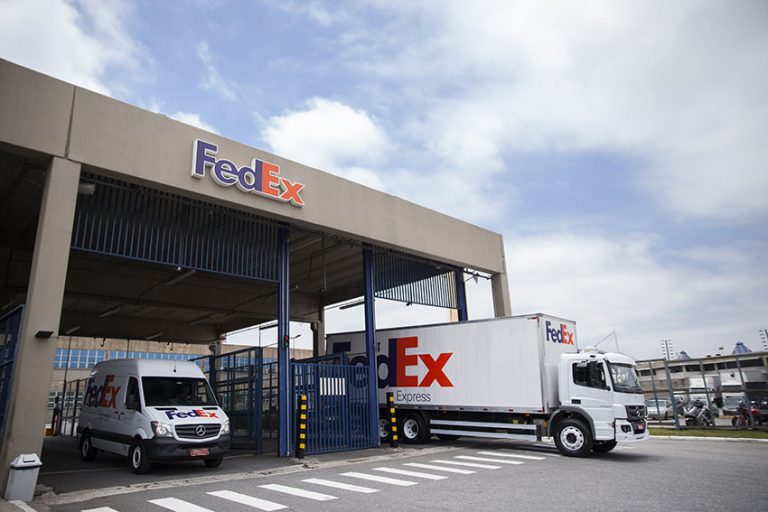 Fedex Express amplia operações no Brasil com parceria com Azul Cargo