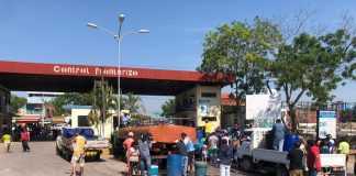 A fronteira entre Corumbá e as cidades bolivianas de Puerto Quijarro e Puerto Suárez, amanheceu nesta terça-feira (12) bloqueada para o tráfego