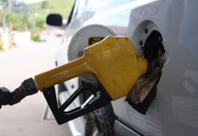 O preço da gasolina subiu na semana passada, de acordo com dados da Agência Nacional do Petróleo (ANP). Assim, o valor médio do litro
