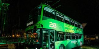 A Xplore, empresa de transporte escocesa, está testando e planejando colocar em operação ônibus elétricos de dois andares da BYD. Os veículos