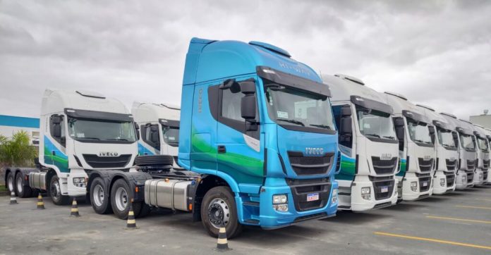 A Beviani Transportes, acaba de receber 10 unidades de caminhões Iveco para complementar a frota da empresa. Os veículos atuarão
