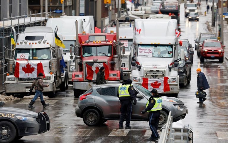 Protesto de caminhoneiros antivacina no Canadá preocupa Governo