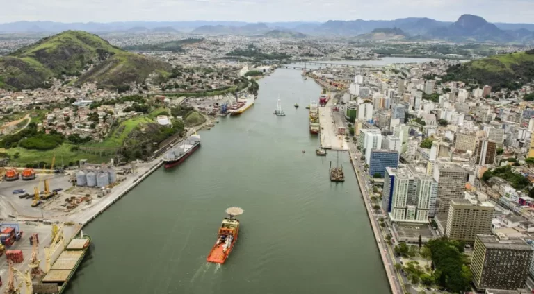 Primeira desestatização portuária do Brasil acontece hoje