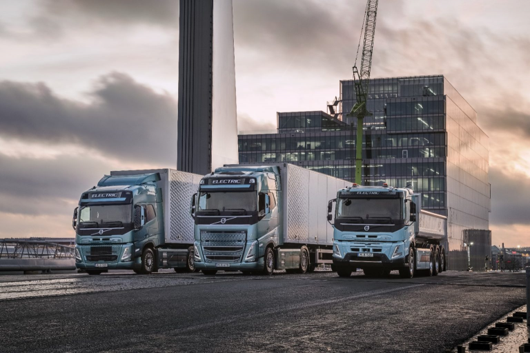 Volvo inicia venda de caminhões 100% elétricos na Europa